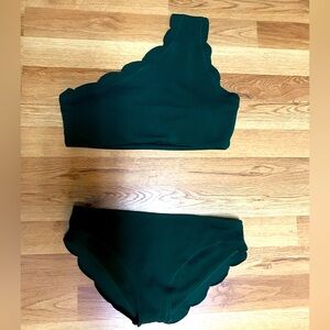 Oketion Two Piece Hunter Green Swimsuit - Large